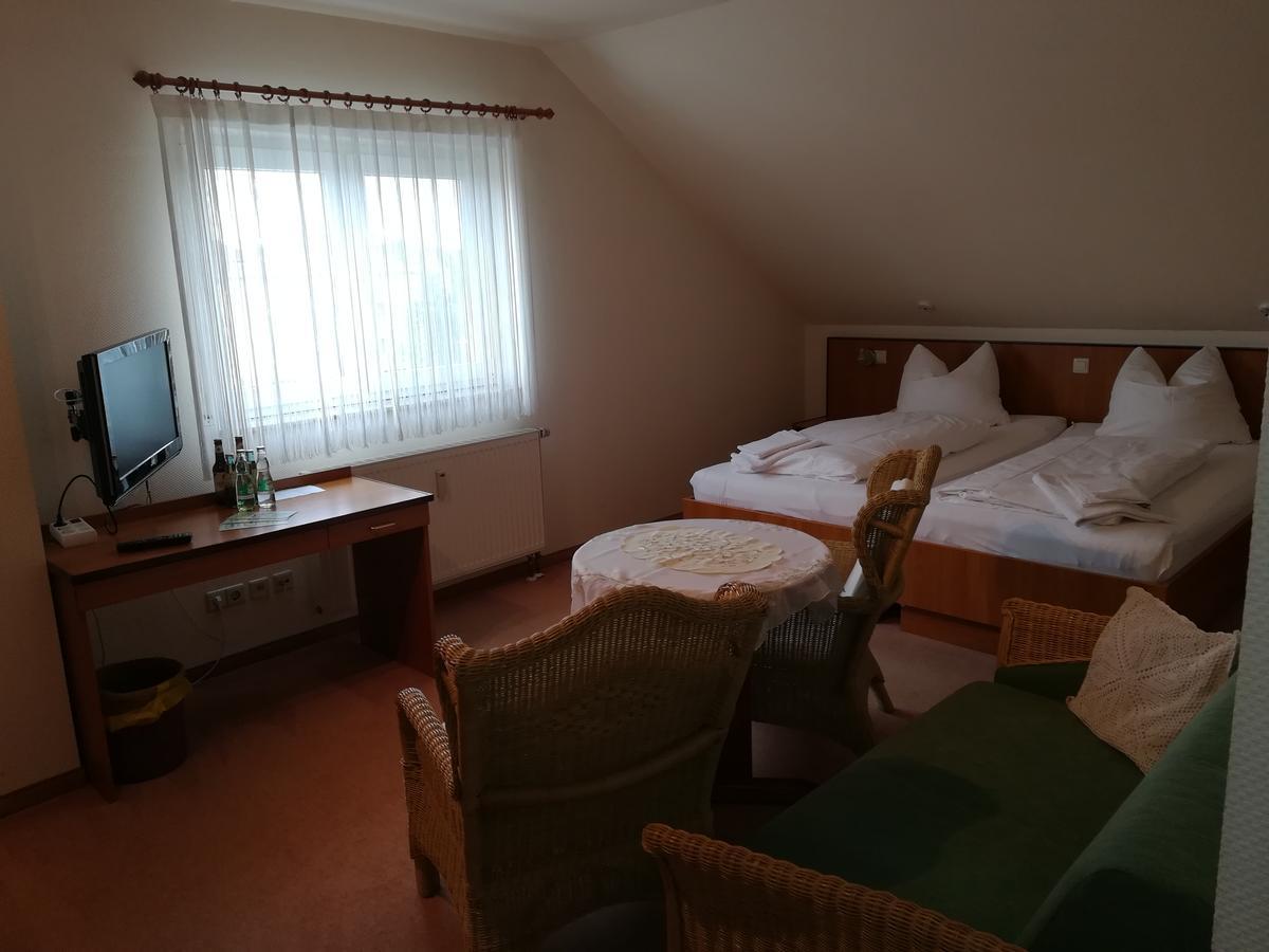 Weinbau & Pension "8Zeilen" Golk Bagian luar foto