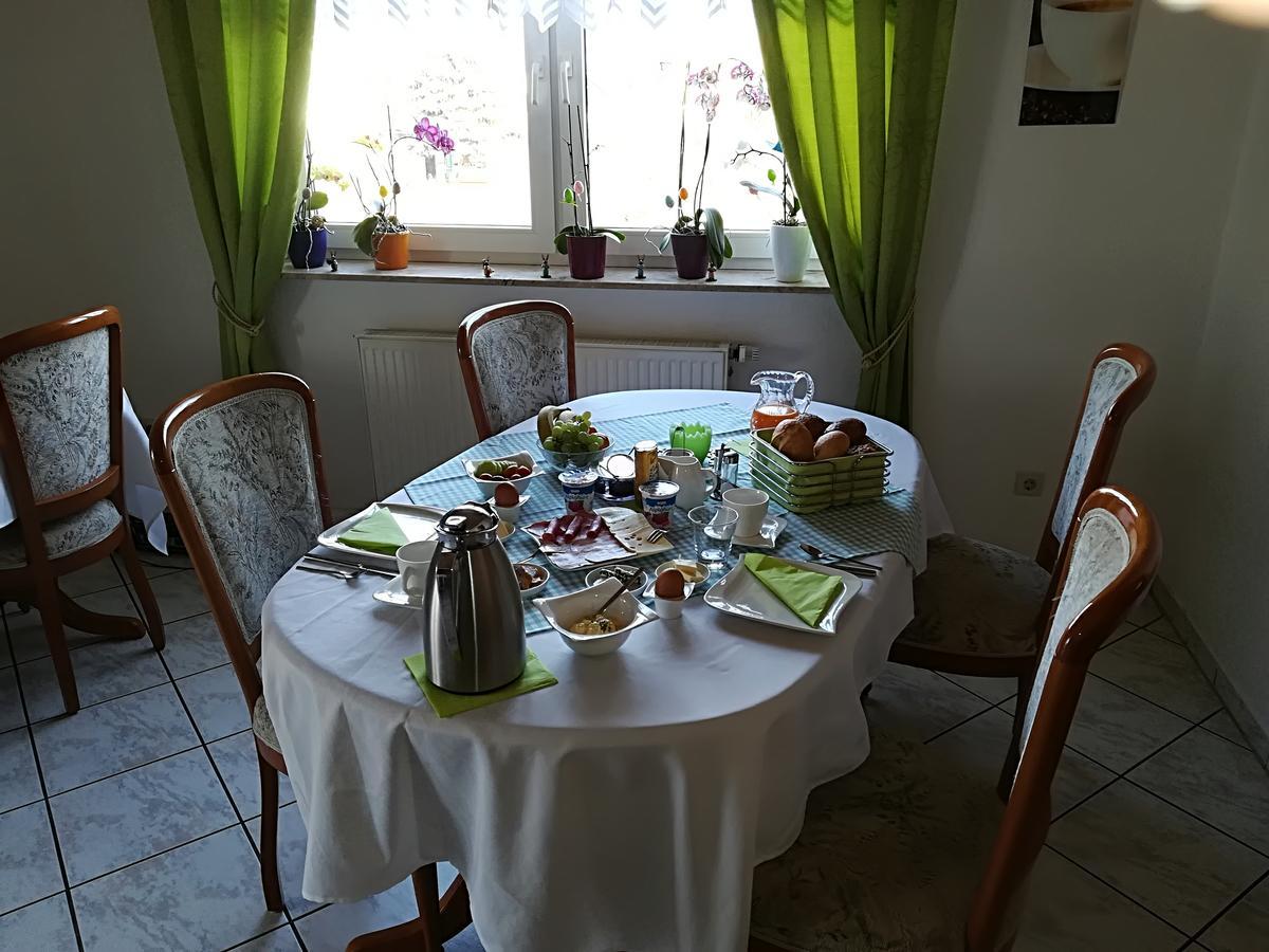 Weinbau & Pension "8Zeilen" Golk Bagian luar foto